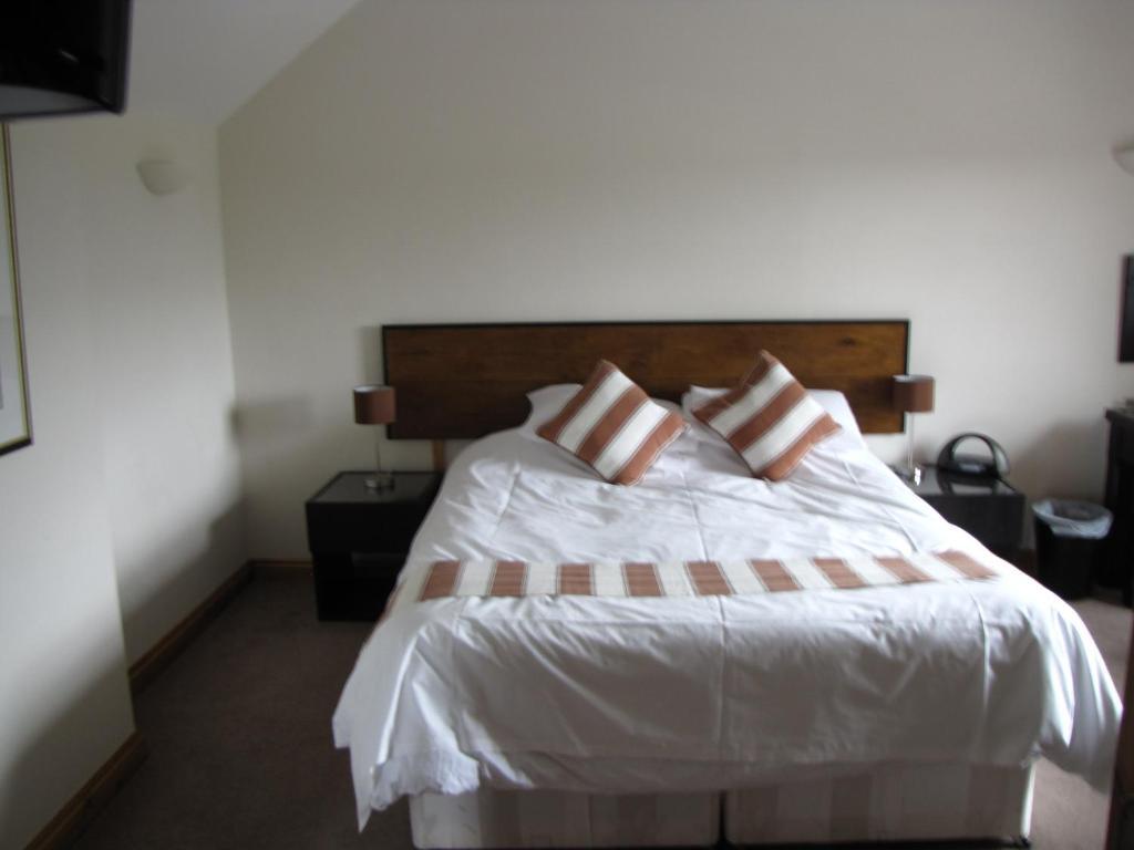 Rose & Crown Hotell Tenbury Rum bild